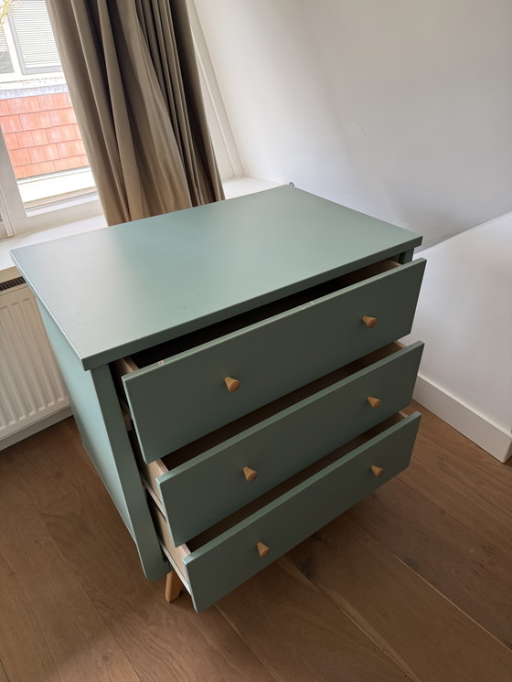 Image 1 of Lit et commode pour bébé