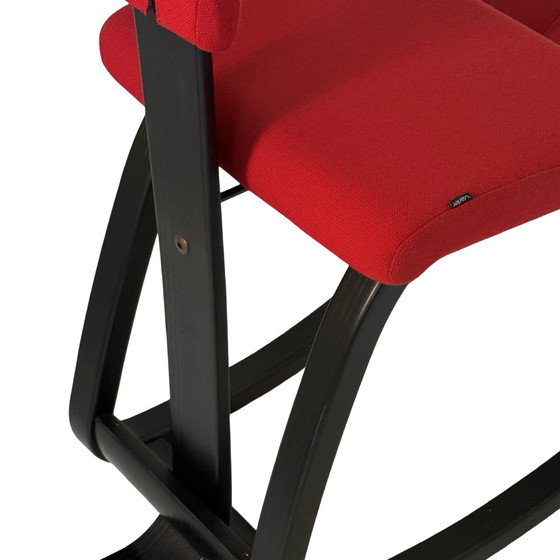 Image 1 of Peter Opsvik - Varier - Variable Plus (design form 1991) Ergonomically shaped Rocking chair / Knee Chair - Black frame, red upho