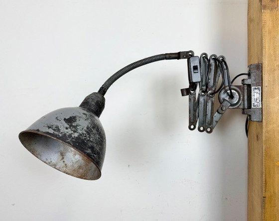 Image 1 of Lampada da parete industriale grigia a forbice di Elektroinstala, anni '60