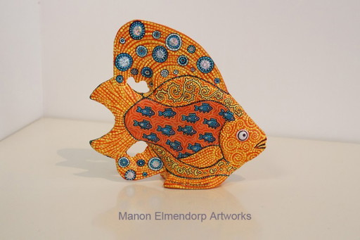 Figurine 100 % faite à la main, peinte avec des poissons Nouveau