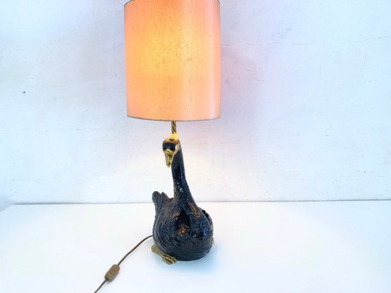 Image 1 of Lámpara de mesa de cerámica esculpida con forma de cisne de Ceramiche Zanotto, Bassano.