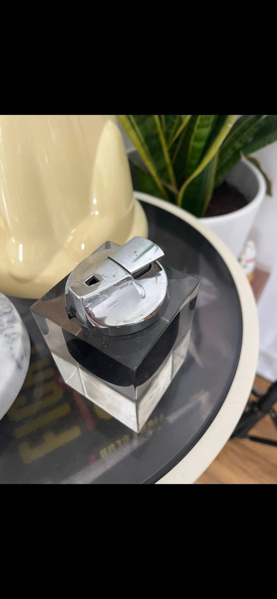 Image 1 of Encendedor de mesa Ronson "Cube" – Plexiglás y cromo – Estilo espacial – Francia, 1970