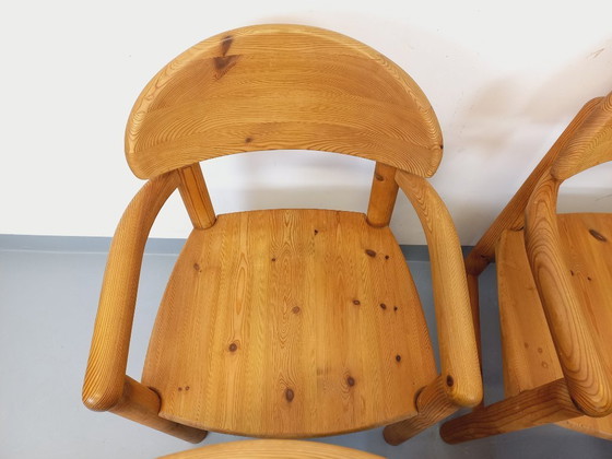 Image 1 of Set van 6 vintage Scandinavische Rainer Daumiller fauteuils van grenenhout uit de jaren 70.