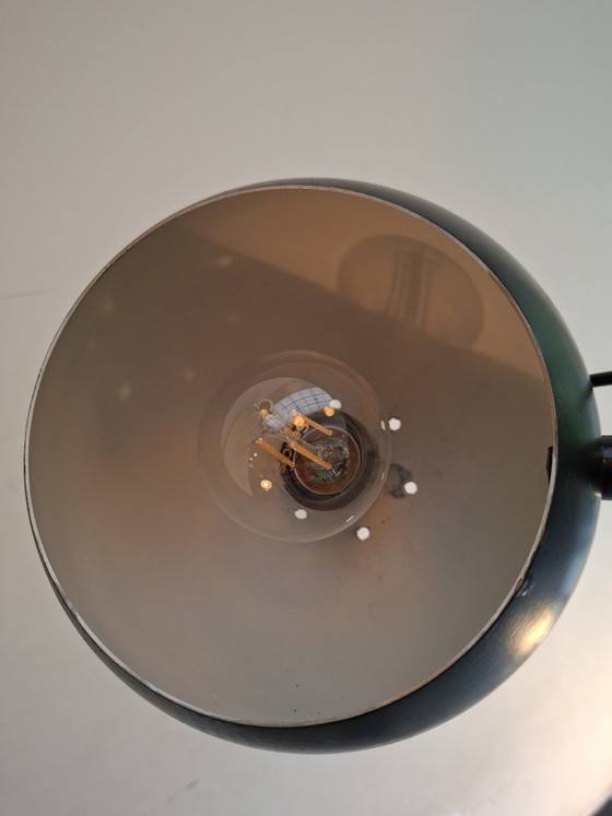 Vintage black floor lamp, sixties – Floor lights, Metal (photo 5 of 9)