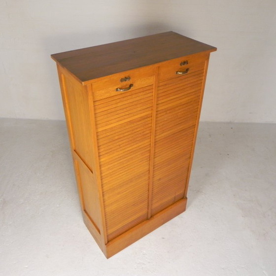 Armadio a serrandina in rovere con 2 ante, alto 150 cm, anni '30 – Cassettiere, Legno (photo 3 of 21)