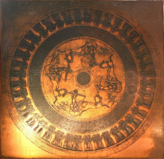 Image 1 of Pagina 1 van 13 Mid Century koperen en houten salontafel, Vad Trevarefrikk, Noorwegen, jaren 60.