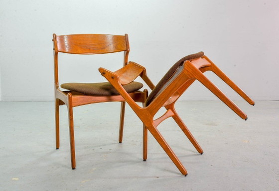 Satz von 4 dänischen Mid-Century-Esszimmerstühlen aus Teakholz, entworfen von Erik Buch für Oddense – Wood (photo 8 of 12)