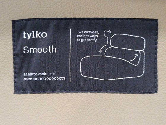 Image 1 of Poltrona Tylko in pelle verde chiaro