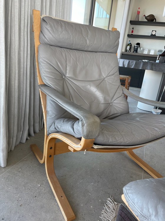 Fauteuil lounge Siesta vintage avec ottoman par Ingmar Relling pour Westnofa – Cuir, Bois (photo 3 of 5)