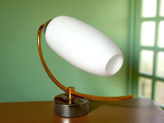 Image 1 of Lampada applique minimalista in vetro opalino