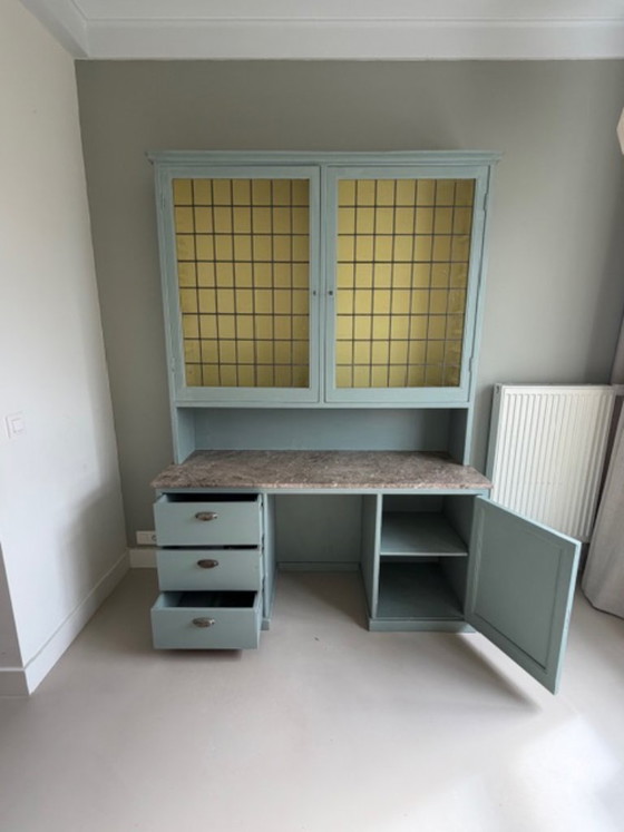 Image 1 of Oude apothekerskast