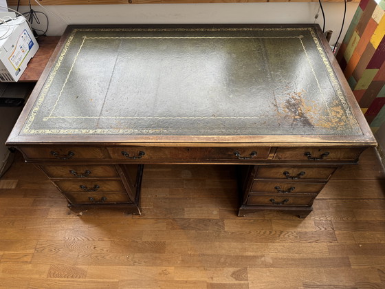 Image 1 of Escritorio antiguo