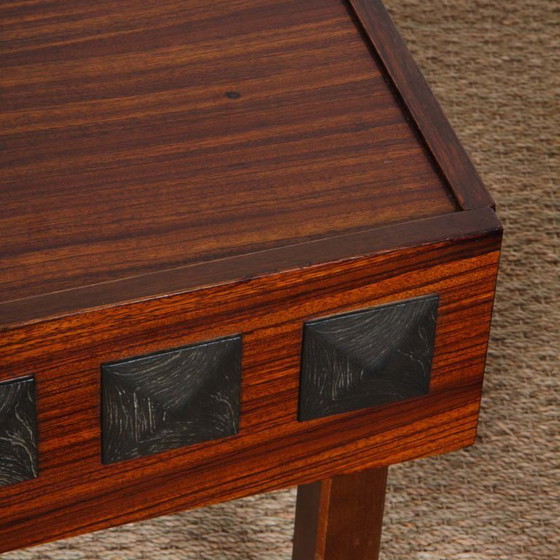 Image 1 of Ein Paar antike hölzerne Nachttische aus den 1960er Jahren