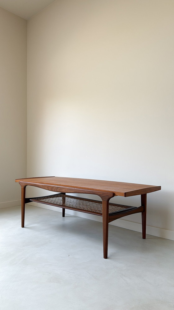 Image 1 of Vintage wooden coffee table with reversible Formica top