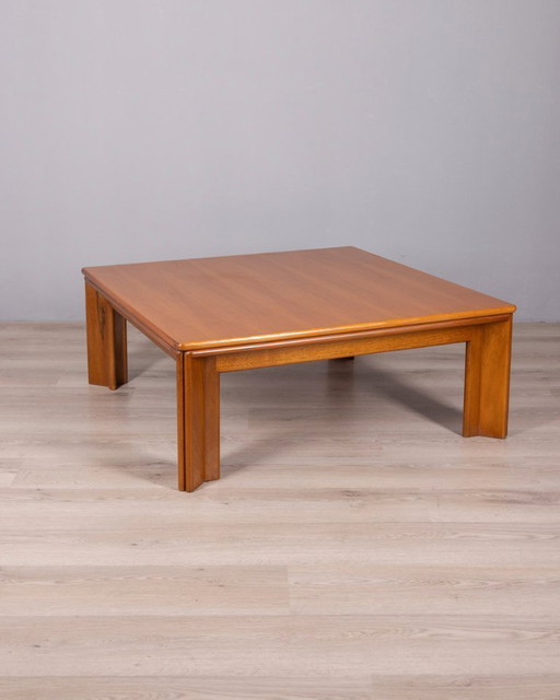 Vintage houten salontafel "Mou" uit de jaren 70, ontworpen door Afra en Tobia Scarpa voor Molteni.