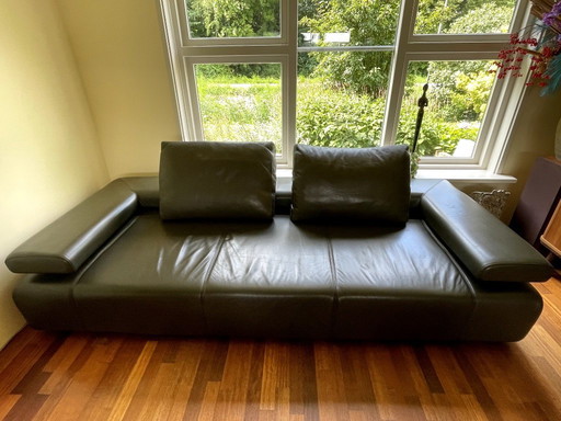 KING Living Strata II elektrisch uitschuifbare lederen 3-zits bank