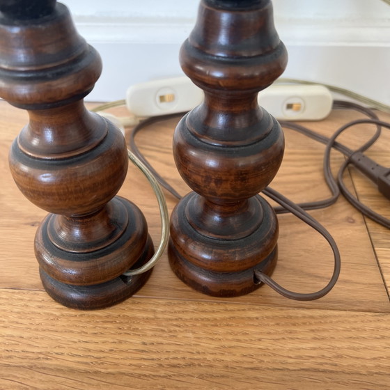 2x Classic Wooden Table Lamp, Twisted Base, Vintage (photo 3 of 5)