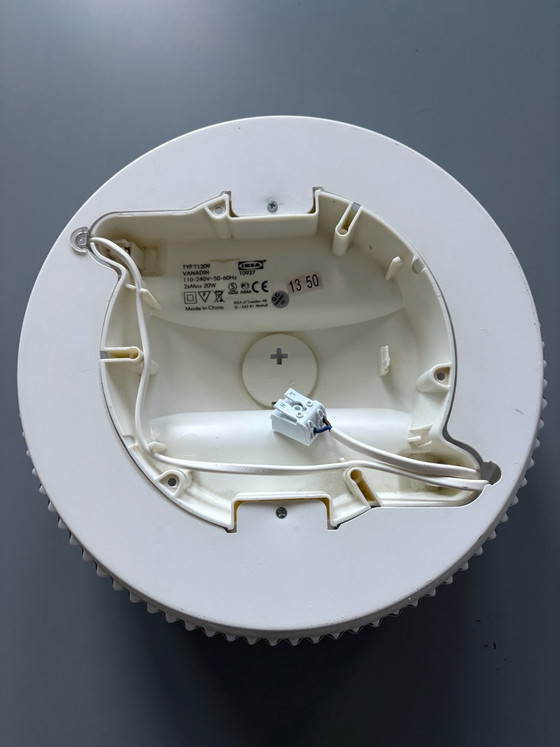 Plafoniera/Applique Vanadin di Inma Bermudez, IKEA, Plafoniere, Vetro, Bianco (foto 6 di 6)