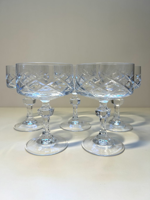 5 große Champagnerkelche aus Kristall