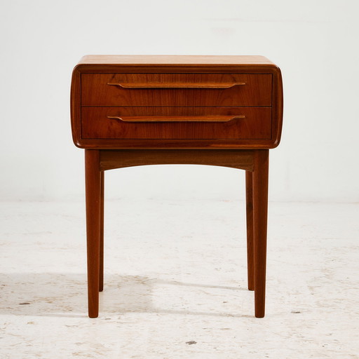 MK11125 Teak night stand by Johannes Andersen for CFC Silkeborg