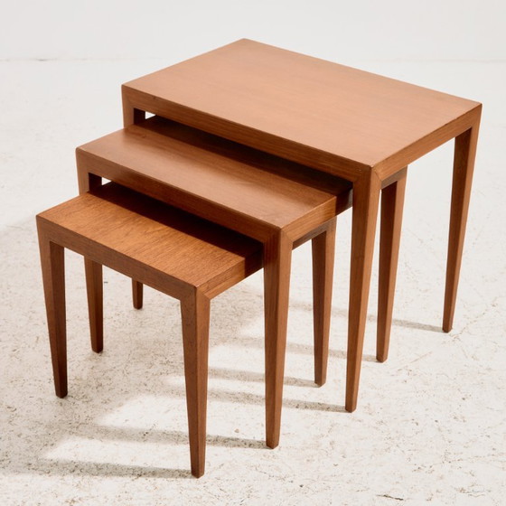 MK11190 Model 163 teakhouten nesttafels van Severin Hansen voor Haslev Møbelfabrik, set van 3 – Bijzettafels (photo 3 of 15)