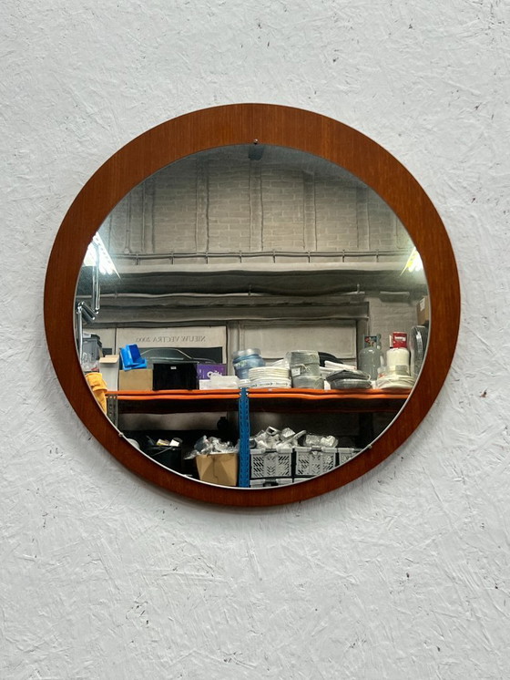 Image 1 of Espejo redondo antiguo de teca, Escandinavia, década de 1970.