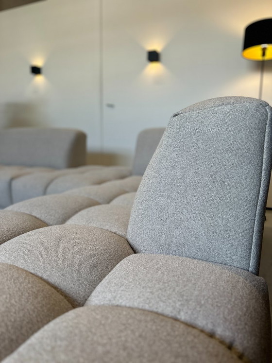 Image 1 of Beige sample sofa in mint condition, 273x216 cm