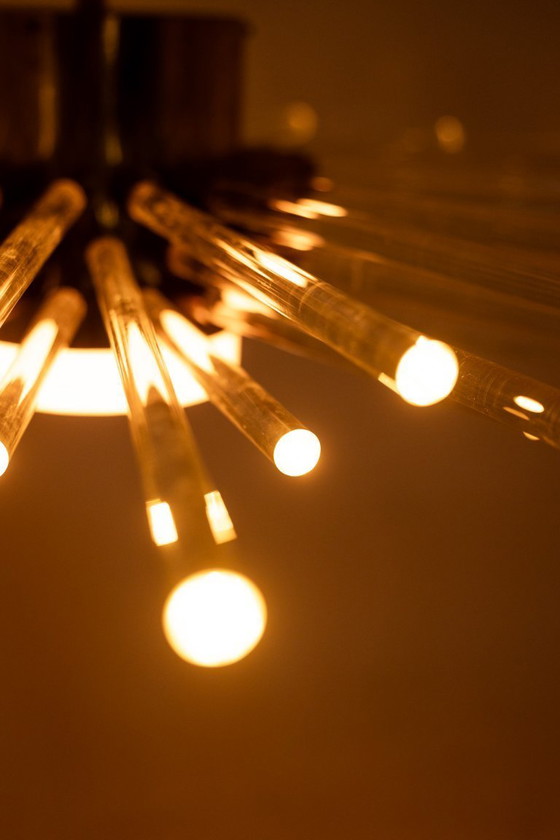 Image 1 of Kronleuchter aus Glasröhren, strahlend. Zeitgenössische Kreation.