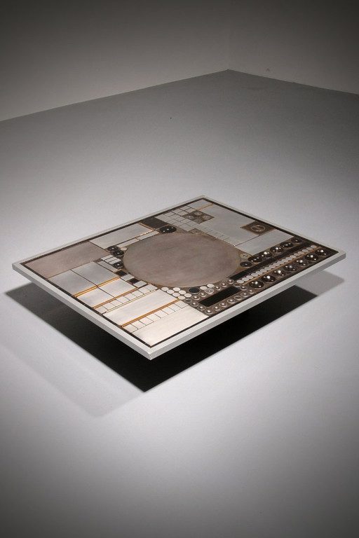 Tavolino brutalista di Raf Verjans