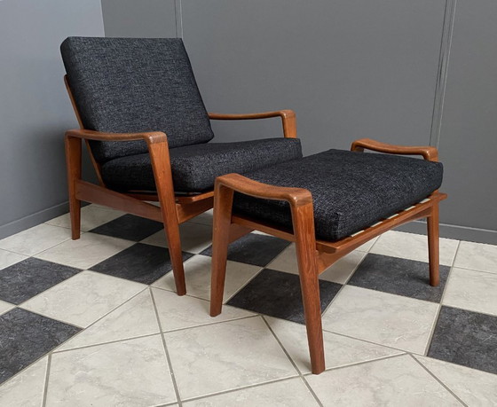 Image 1 of Sedia danese in teak di Arne Wahl Iversen per Komfort Denmark con poggiapiedi, anni '60
