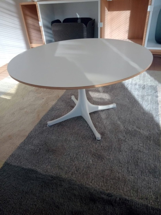 Image 1 of Vitra George Nelson type: Nelson pedestal coffee table