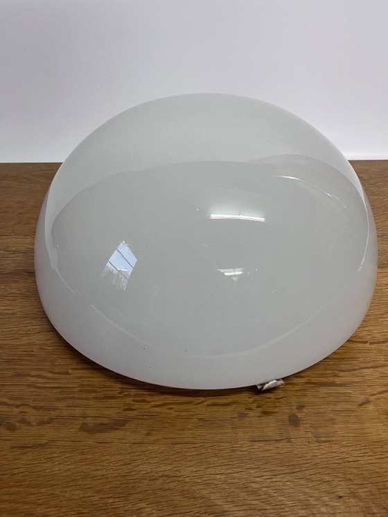 Image 1 of Bola de opalina blanca brillante Gispen de 35 cm de diámetro