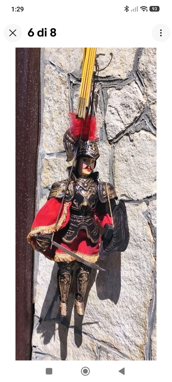 Marioneta antigua, 40 cm, marco de latón bruñido, desgastada por el tiempo. – Objetos decorativos, Metal (photo 5 of 7)