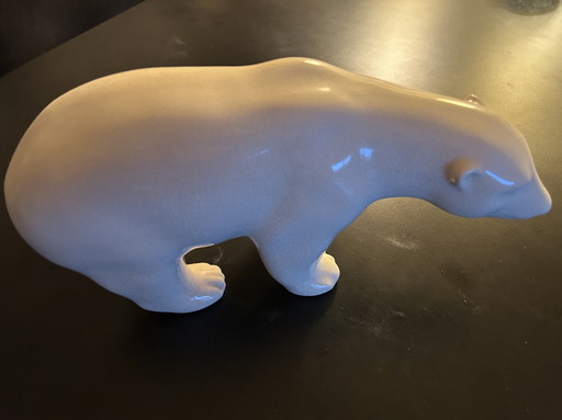 ours polaire en porcelaine