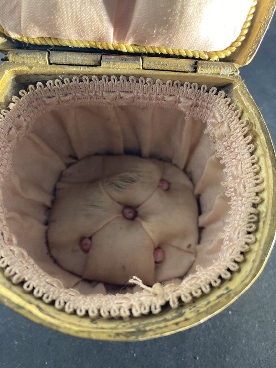 Image 1 of Kleine, antike Schmuckschatulle aus vergoldetem Metall im Stil Louis XV.