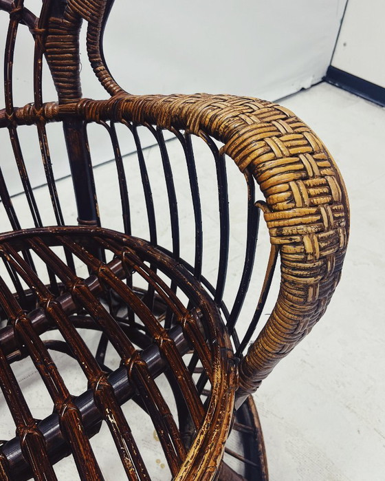 Image 1 of Sedia vintage in rattan a forma di pavone