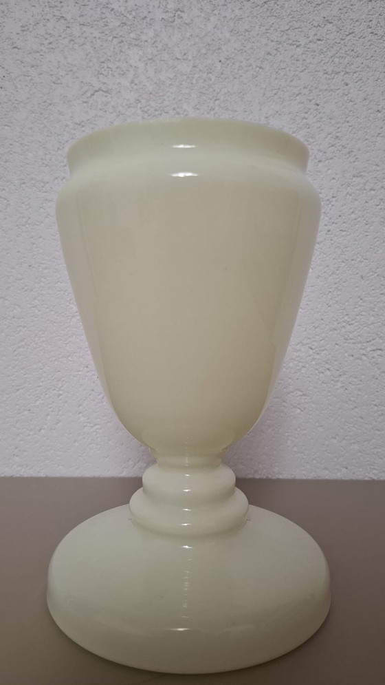 Image 1 of Vase bohème antique Harrach - Uranium, verre