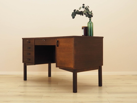 Image 1 of Schreibtisch aus Eiche, dänisches Design, 1970er Jahre, hergestellt in Dänemark