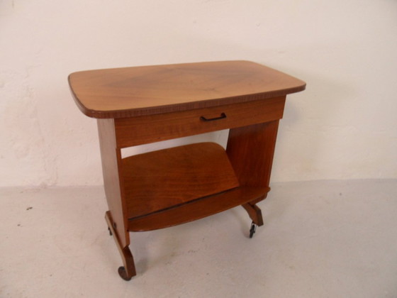 Image 1 of Chariot à magazines vintage