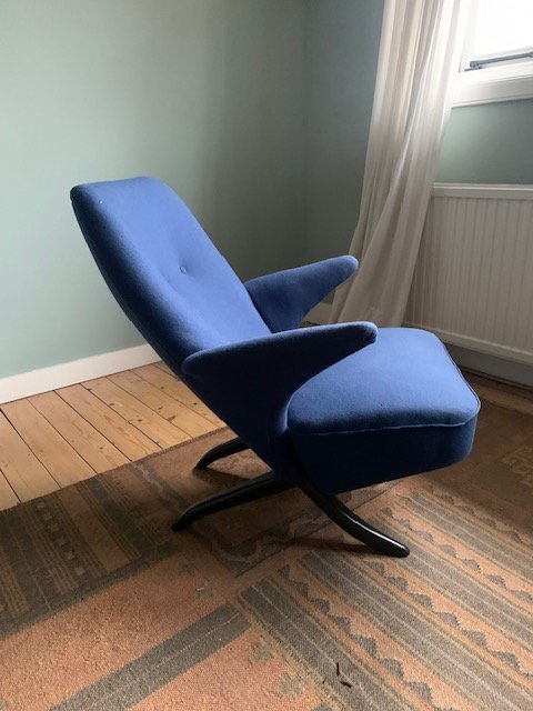 Image 1 of Sillón Artifort, modelo Pinquin