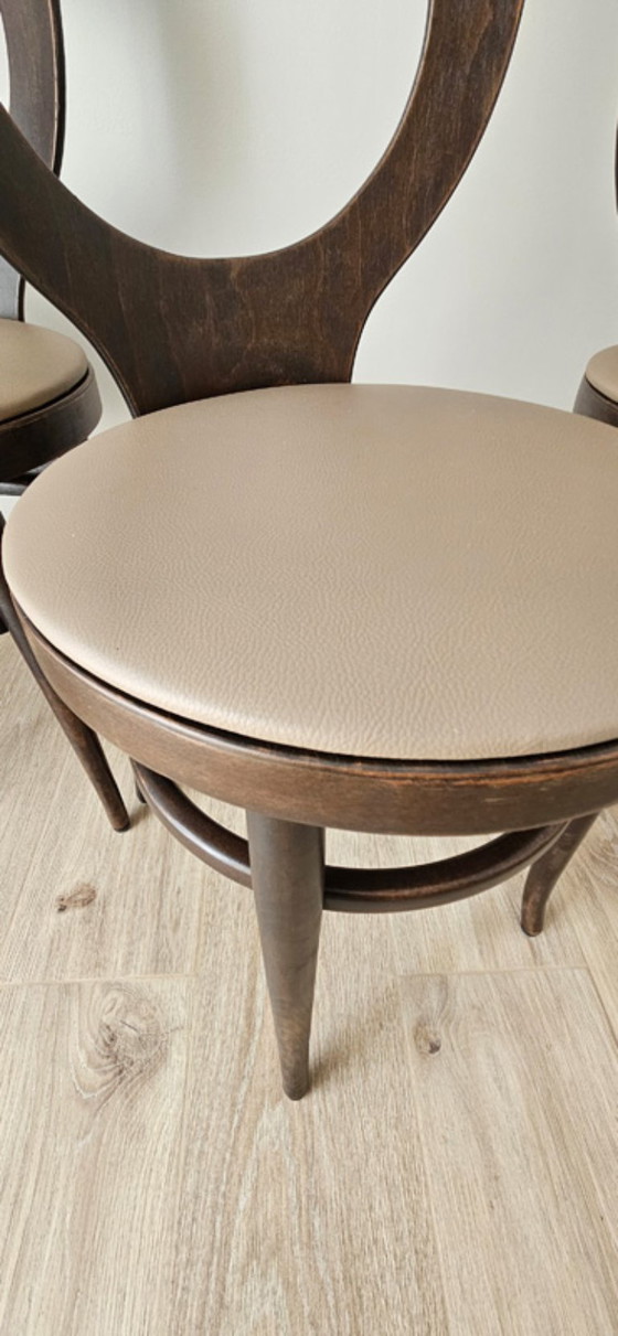 Image 1 of 🪑 Set van 4 Baumann “Seagull” stoelen – gebogen hout