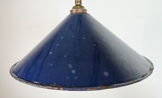 Image 1 of Lampada a sospensione industriale in smalto blu scuro, stile industriale britannico, anni '50
