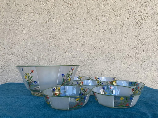 Handgeschilderde glazen schalen met bloemmotief, Hongarije, jaren 50, Set van 7