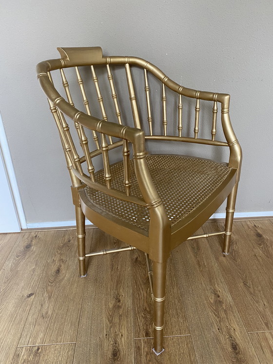 Image 1 of 4 vintage faux bamboo Regency Baker stoelen webbing