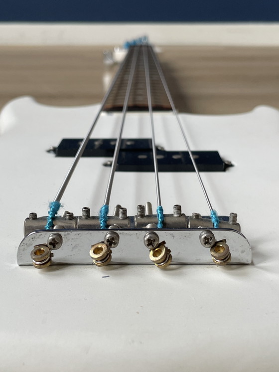 Image 1 of Vester Basgitaar vintage