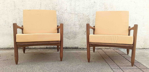 Een paar Scandinavische fauteuils uit de jaren 60.