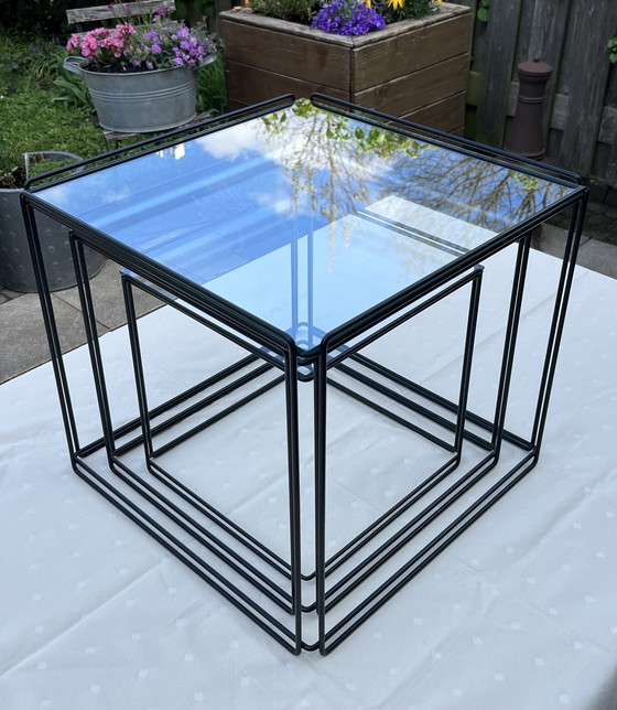 Image 1 of Tables d'appoint Cube Design Isocele (3) - Design Max Sauze - années 1970
