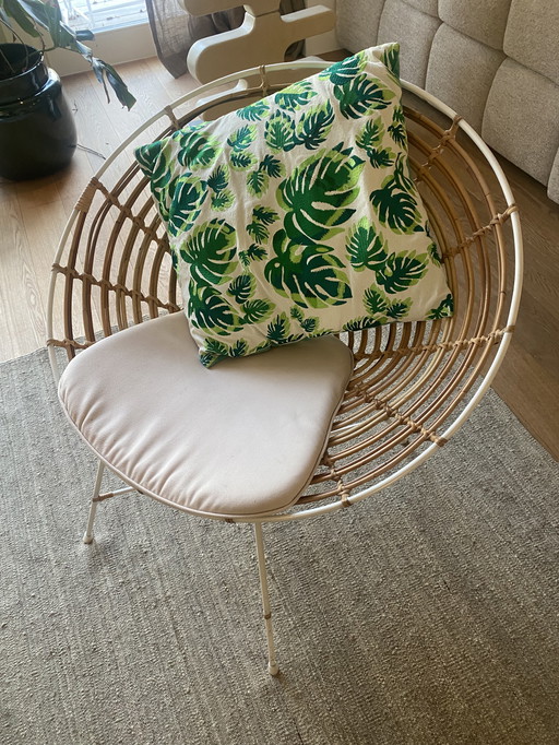 2 Kuipstoeltjes rotàn mer beige zitkussén