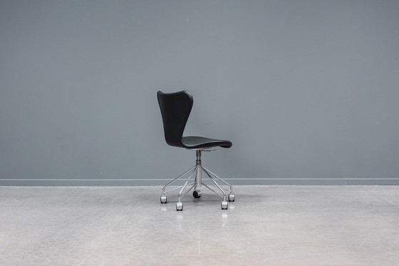 Image 1 of Bürostuhl Serie 7