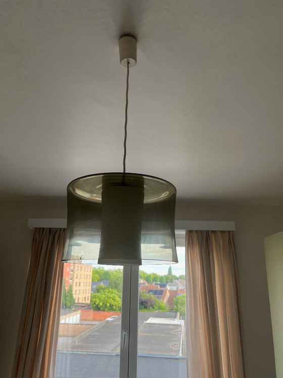 Image 1 of Lampe suspendue en verre et opaline, Vintage